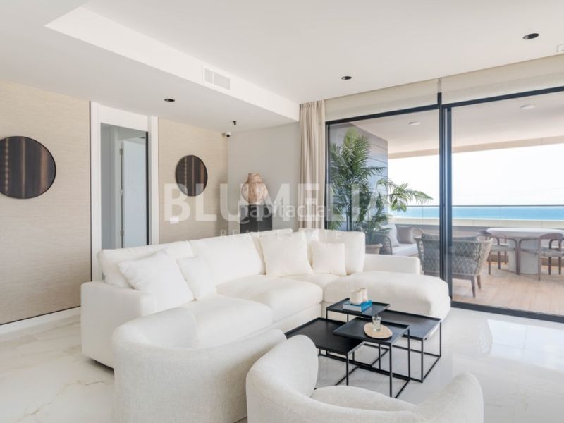 Foto 59ff8072-3a71-42d9-a76e-1f329f936e85. Apartament amb calefacció aparcament piscina a Playa Poniente Benidorm