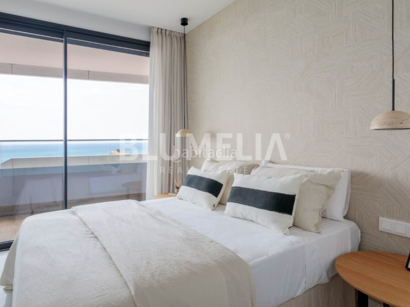 Foto 989265a2-ac19-4478-96ac-1585ecde8493. Apartament amb calefacció aparcament piscina a Playa Poniente Benidorm