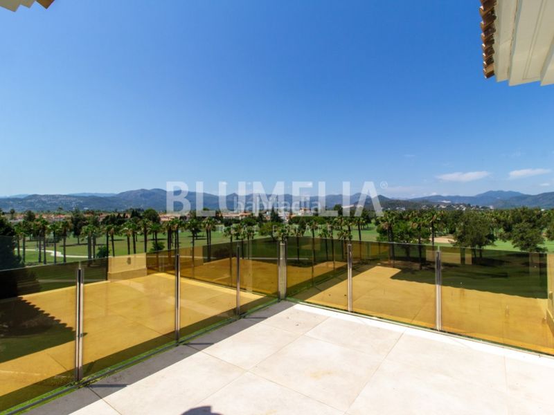 Foto ad35ada4-3d2c-4b34-876f-667fb05c8b75. Àtic amb calefacció aparcament piscina a Oliva nova Oliva