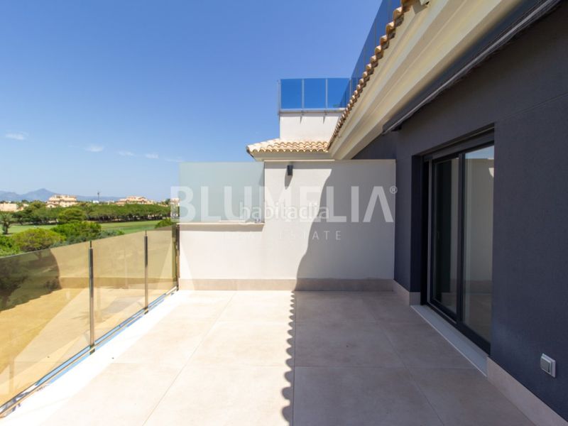 Foto b89e9df3-d23f-4af9-9aa8-dbe694397462. Àtic amb calefacció aparcament piscina a Oliva nova Oliva