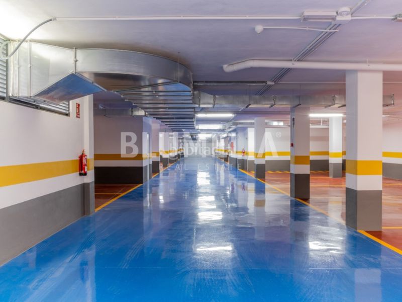 Foto e8e54636-1ab4-4856-8f40-0509a8d3fa8e. Àtic amb calefacció aparcament piscina a Oliva nova Oliva
