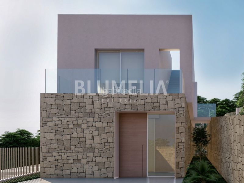 Foto 53da9f23-493c-4e79-9b95-7d622c2ac5c7. Casa amb calefacció aparcament piscina a Las Rotas / Les Rotes Dénia