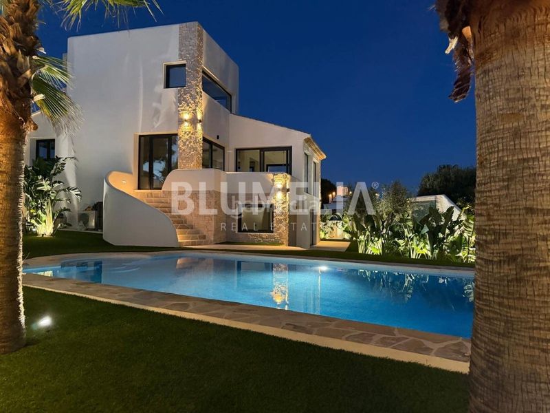 Foto a18fb5fa-d4da-4763-82da-93da72600646. Casa amb calefacció aparcament piscina a Portichol-Balcón al Mar Xàbia
