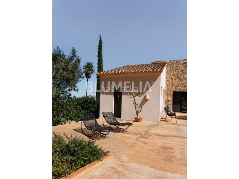 Foto 12101c97-34eb-4972-83a4-7935aecf0ea4. Casa amb aparcament piscina a El Montgó Dénia