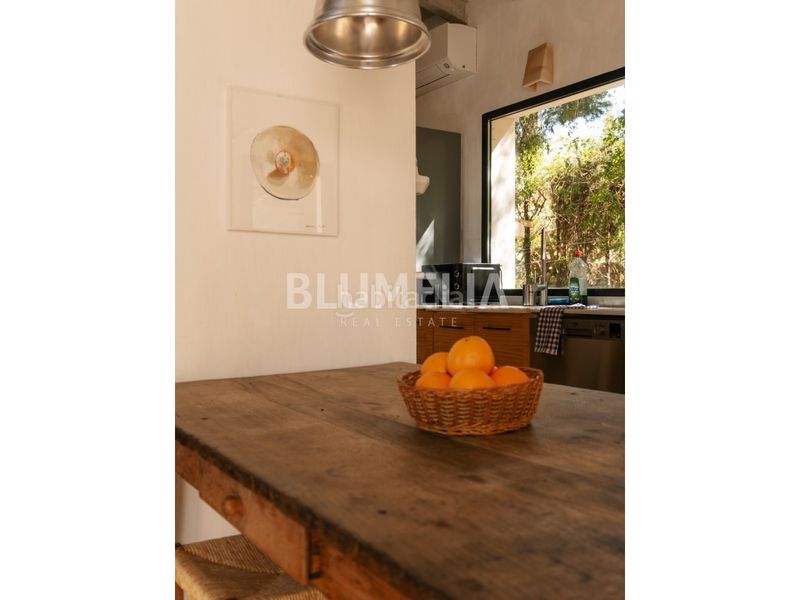 Foto 512c4369-a62a-4b07-b356-ad9f13237e1e. Casa amb aparcament piscina a El Montgó Dénia