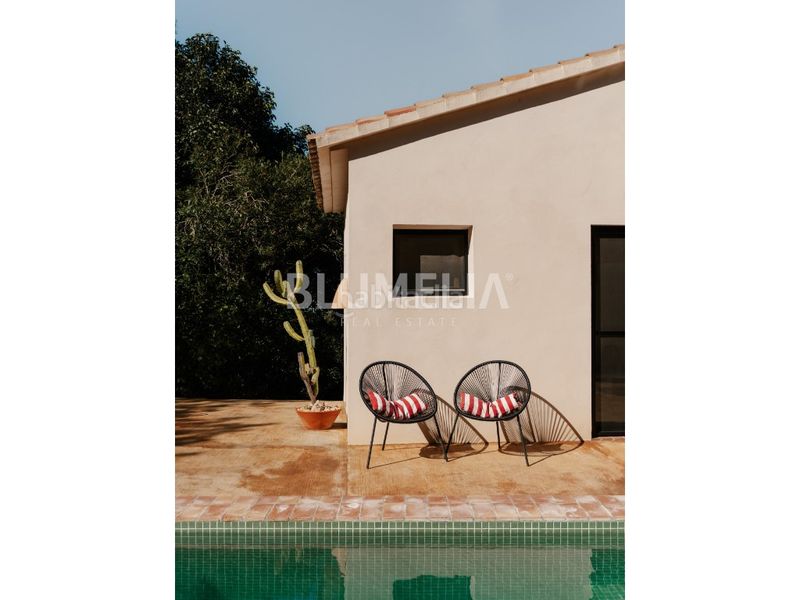 Foto bcbd5766-009c-4be3-90a0-a69c60cf4233. Casa amb aparcament piscina a El Montgó Dénia