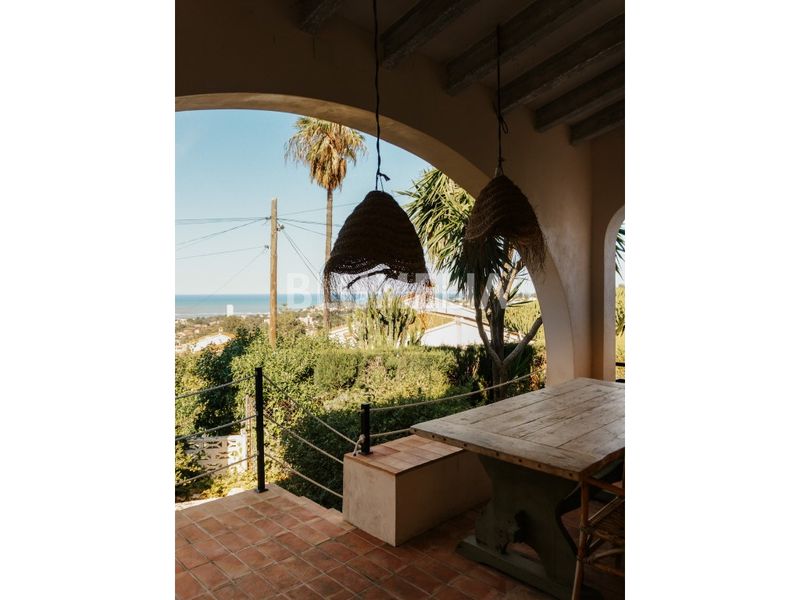 Foto c8ad0e06-97c7-47ef-8c4c-da21bae2d126. Casa amb aparcament piscina a El Montgó Dénia