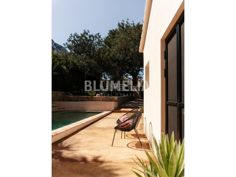 Foto f5567a22-5f47-4c42-9a7d-9e58ed67da53. Casa amb aparcament piscina a El Montgó Dénia