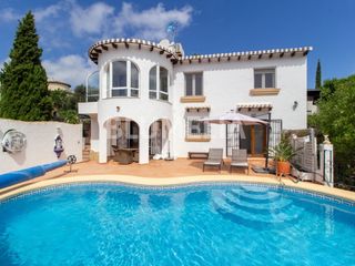 Casa  Calle pelicanos los. Villa con vistas panorámicas a la montaña y al mar en venta en m