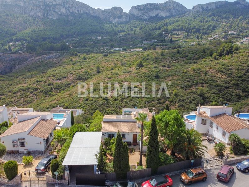 Foto 0cb7e37c-cd82-42f8-b44b-4b2224201aa3. Casa amb aparcament piscina a Devessa - Monte Pego Dénia
