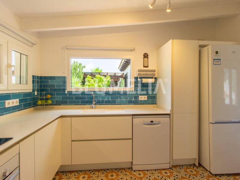 Foto a17ce4cb-859c-4185-aea5-56d2657e04e4. Casa amb aparcament piscina a Devessa - Monte Pego Dénia