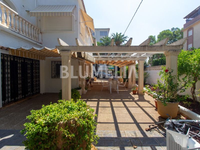 Foto 809880ef-2bbd-4613-b92a-7e5daa8e41d0. Casa amb aparcament piscina a L'Almadrava - L'Estanyó Dénia