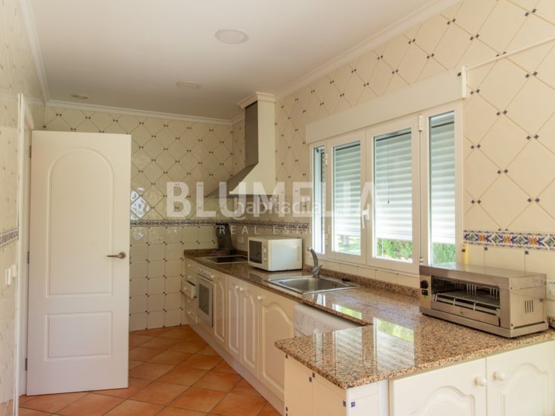 Foto c9f194ed-6f31-4764-958e-26a6fe8466d9. Casa amb aparcament piscina a L'Almadrava - L'Estanyó Dénia