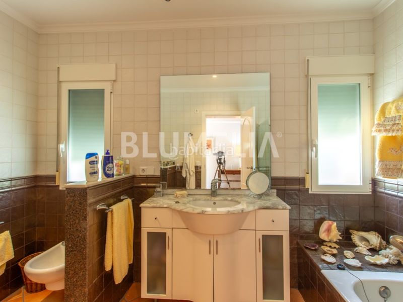 Foto ecf86aa2-8cbb-42f2-b3c9-f2ee7a1023e5. Casa amb aparcament piscina a L'Almadrava - L'Estanyó Dénia