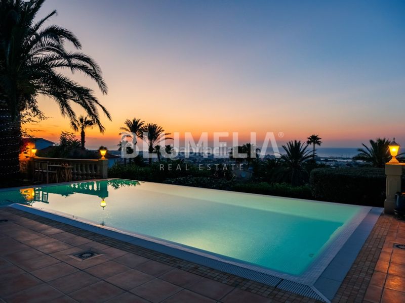 Foto 00d13296-f2b3-4e6c-bdda-1edaf209504a. Casa amb aparcament piscina a El Montgó Dénia
