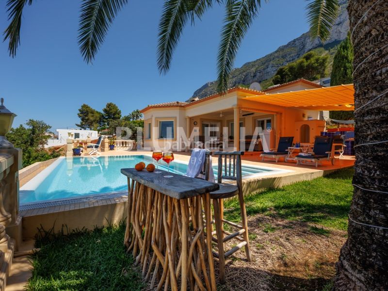 Foto 6b25c883-9e16-47e7-ba86-592d6f97b2c4. Casa amb aparcament piscina a El Montgó Dénia