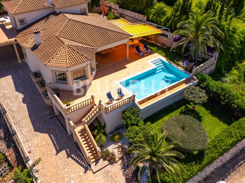 Foto 78749869-1c57-4ae0-8989-5345c86551b5. Casa amb aparcament piscina a El Montgó Dénia