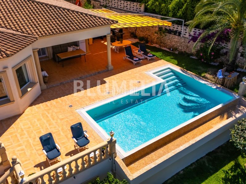 Foto 80af60eb-9192-4755-830f-3c1996d4dbbc. Casa amb aparcament piscina a El Montgó Dénia