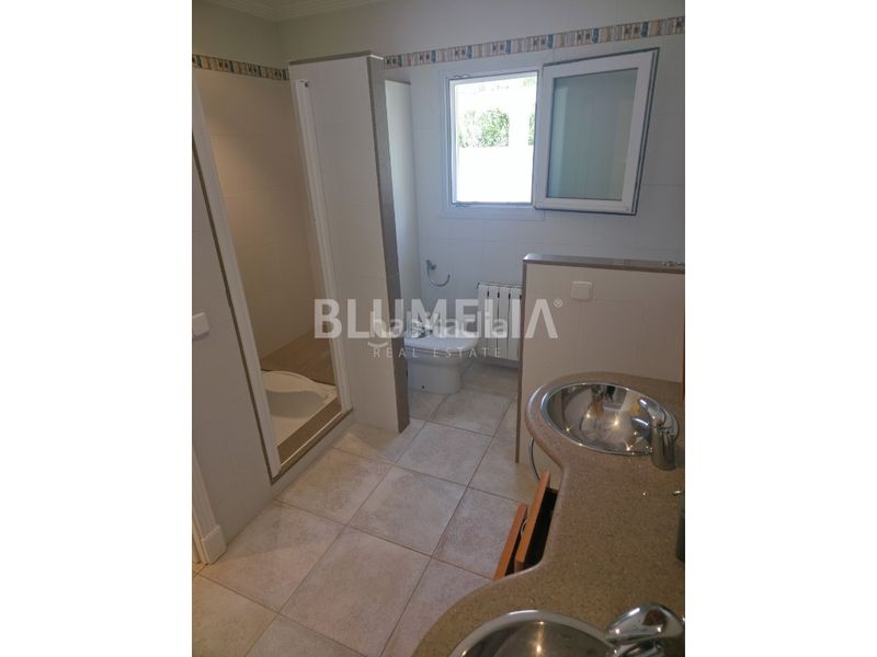 Foto c7d6c759-fe5b-4aa0-a383-cca6936ef2fb. Casa amb calefacció aparcament piscina a El Portet-Pla del Mar Moraira