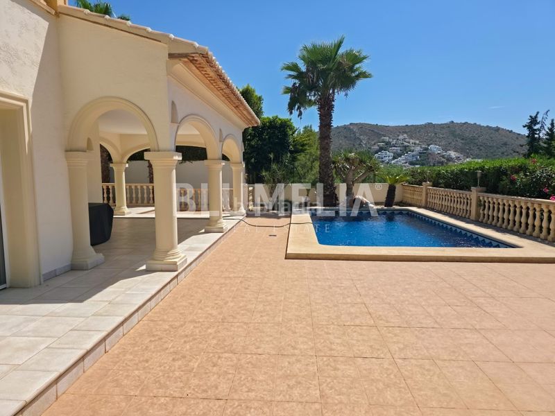 Foto c9ea543e-1af1-4311-bb3f-51d3a0a251da. Casa amb calefacció aparcament piscina a El Portet-Pla del Mar Moraira