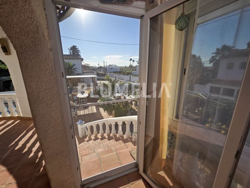 Foto d047ff84-886c-42c0-bca4-02628bd27a91. Casa amb calefacció aparcament piscina a El Montgó Dénia