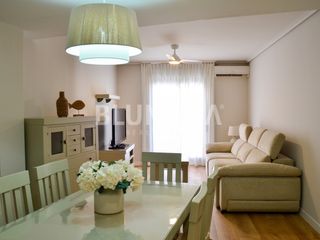 Affitto Piccolo appartamento  Calle doctor fleming. Ático duplex con vistas al castillo en alquiler a 200 metros del