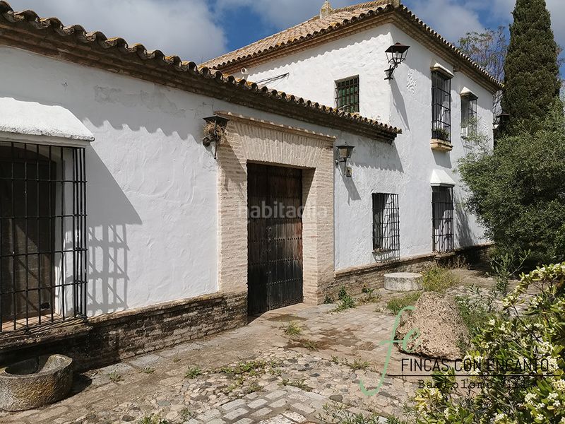 Foto 1ff0b501-1541-4ce0-acaf-2be162e92141. Masia amb xemeneia piscina a Marchena