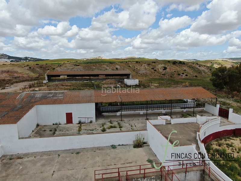 Foto dc562146-bc38-4086-841f-ee45cda79a02. Masia a Espera