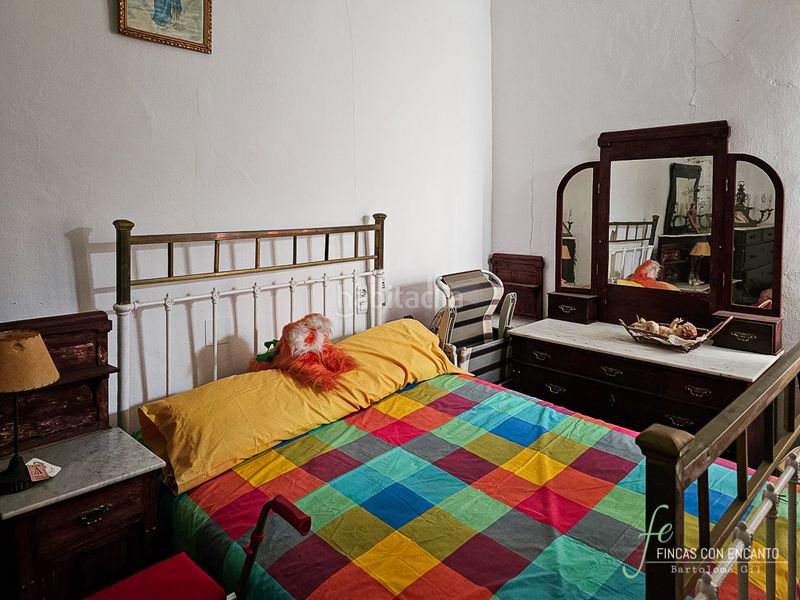 Foto e38472fc-3257-470f-b88f-7ab9046a1089. Masia amb xemeneia piscina a Puente Genil