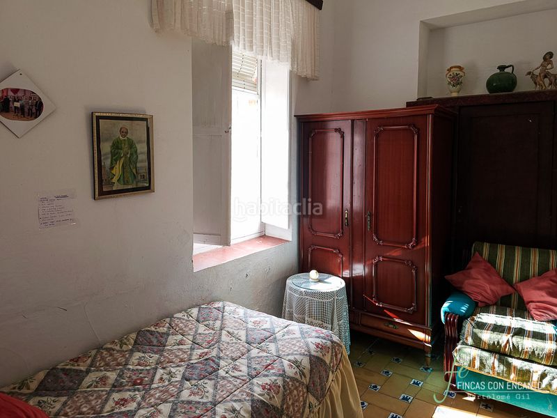 Foto e3e894dd-3934-4e9f-bac6-570ac388eb5e. Masia amb xemeneia piscina a Puente Genil