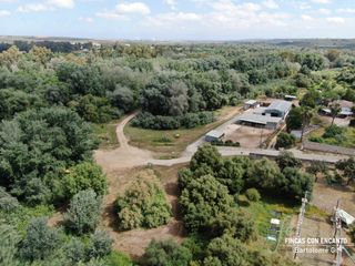 Masia a Aznalcázar. Centro hípico en el corredor verde del guadiamar