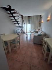 Location Appartement  Via de ronda de s'estancia. Alquiler dúplex en es mercadal con parking y trastero