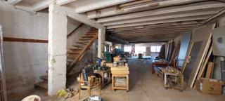 Édifice à Carrer goya 4. Nave industrial de 668 m² cerca del centro de ferreries, ideal p