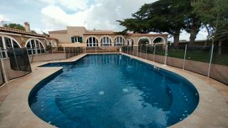 Masia a Cala dEn Bosch-Serpentona. Finca de lujo con privacidad y elegancia a 5 minutos de ciutadel