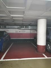 Autoparkplatz  Calle de pablo iglesias. Plaça aparcament carrer pablo iglesias entre tissó i plaça santa