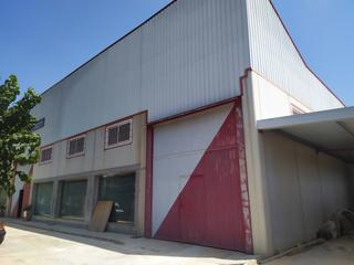 Bâtiment à usage industriel à Carril de los arocas 17. Nave almacenamiento en puente tocinos