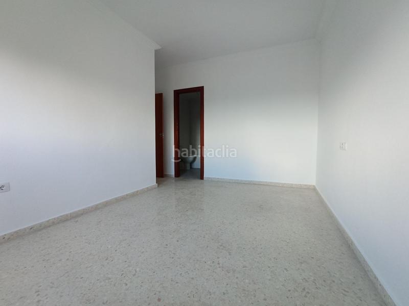 Foto b517cf2c-3689-4d0f-a9bd-dbe6724bd913. Appartement avec parking dans El Arenal - La Pólvora Dos Hermanas
