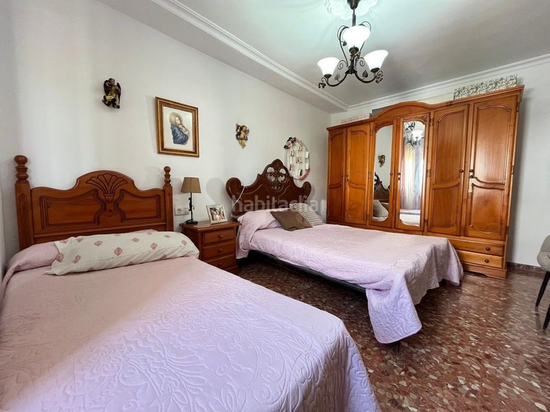 Foto 0b04eca9-6996-4581-ba5e-488fd681baa0. Casa amb aparcament a Centro - Doña Mercedes Dos Hermanas
