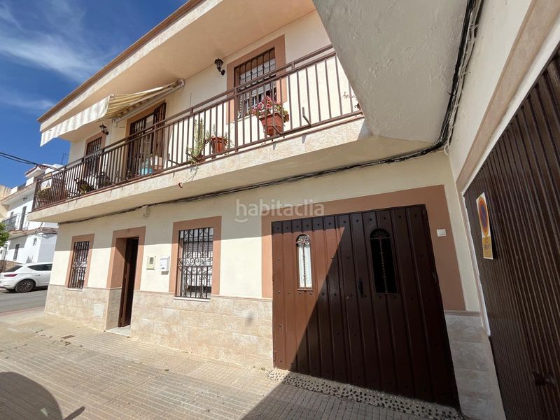 Foto 74c14cb2-5cdf-4da2-9c2c-ea7d73b774ee. Casa amb aparcament a Centro - Doña Mercedes Dos Hermanas