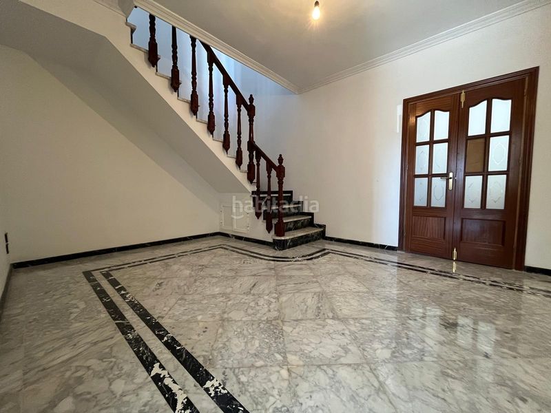 Foto 5374ad45-334b-4b59-bfc0-dd5d3e2e9a7a. Casa amb aparcament a Arco Norte - Avda España Dos Hermanas