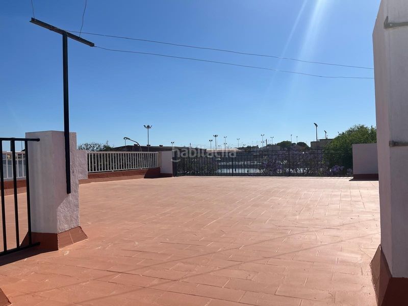 Foto 85076d8b-4de8-4980-8ace-9e6d49de90ee. Casa amb aparcament a Arco Norte - Avda España Dos Hermanas