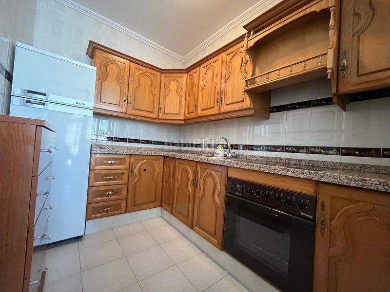 Foto f0699a28-0325-4ab8-beef-e86b4961c80c. Casa amb aparcament a Arco Norte - Avda España Dos Hermanas