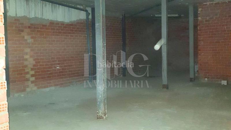 Foto d2bc7cd1-52e7-4a1d-b031-c89e69f1b9fc. Local comercial a El Arenal - La Pólvora Dos Hermanas