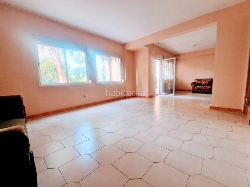 Foto 0e6fa505-bc9c-45aa-8fdb-1b56804c54d9. Appartamento con riscaldamento parcheggio piscina in Sevilla