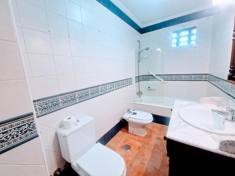 Foto 902884b5-62b6-4604-a5d3-04bc2ef0a1ed. Appartamento con riscaldamento parcheggio piscina in Sevilla