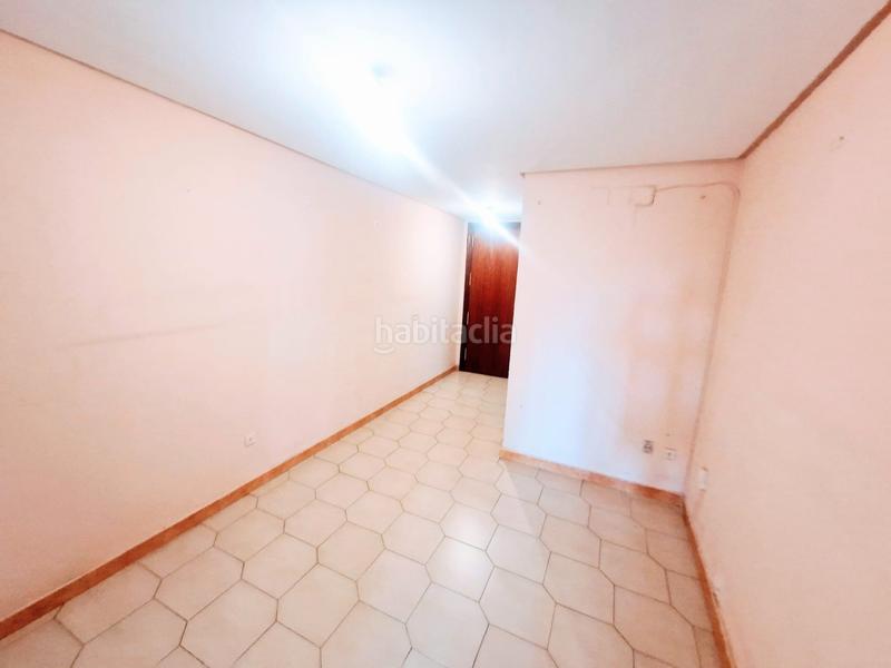 Foto f7c8ed79-317b-4b5d-90fd-63d7537ab091. Appartamento con riscaldamento parcheggio piscina in Sevilla