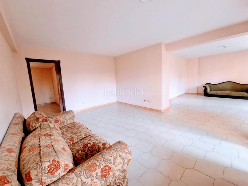 Foto 71fb5d94-2628-4adb-8dc8-3c6349d26be4. Pis amb calefacció aparcament piscina a El Porvenir Sevilla