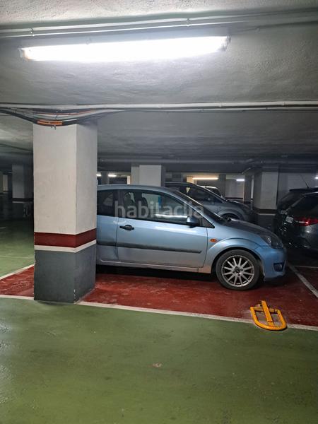 Foto 780b2ba4-478b-42c7-9790-2347af4a9db2. Aparcament cotxe a Trinitat Valencia