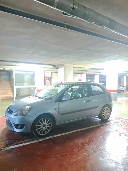 Foto a2df16dc-a531-405f-84d8-06ebcfab204b. Aparcament cotxe a Trinitat Valencia