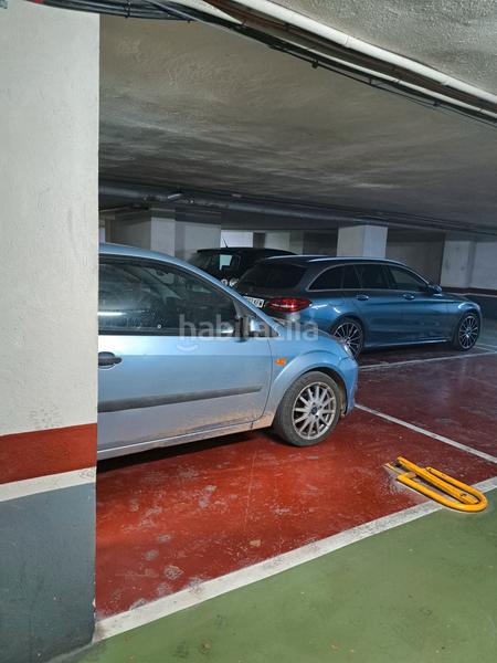 Foto f93025b8-9b06-4805-85ec-5e6a89f61b77. Aparcament cotxe a Trinitat Valencia